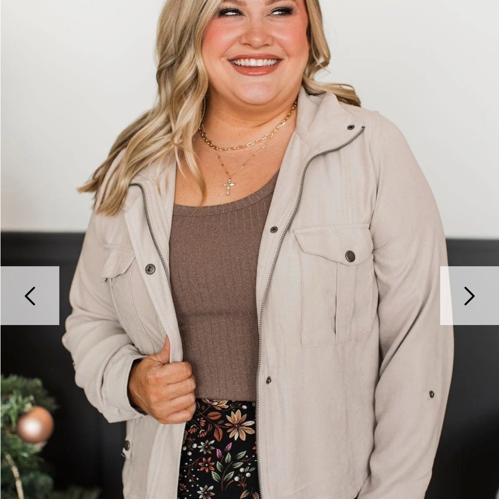 Pulse Boutique Women's Cream Utility Jacket